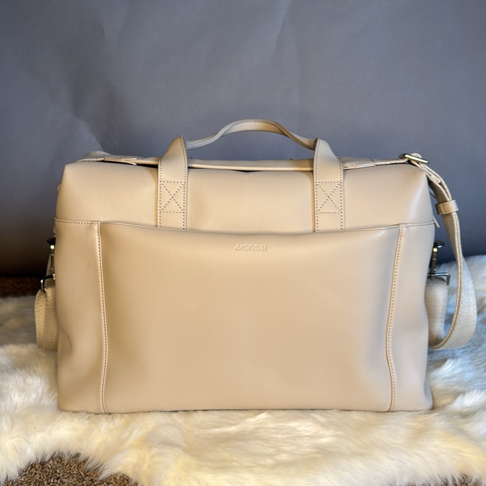 MONOS - Metro Duffle Bag - Ivory - Vegan Leather - Luggage - Great Condition - Picture 4 of 10